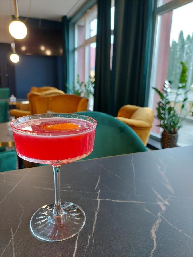 Hotel Alfa Giraltovce Buitenkant foto