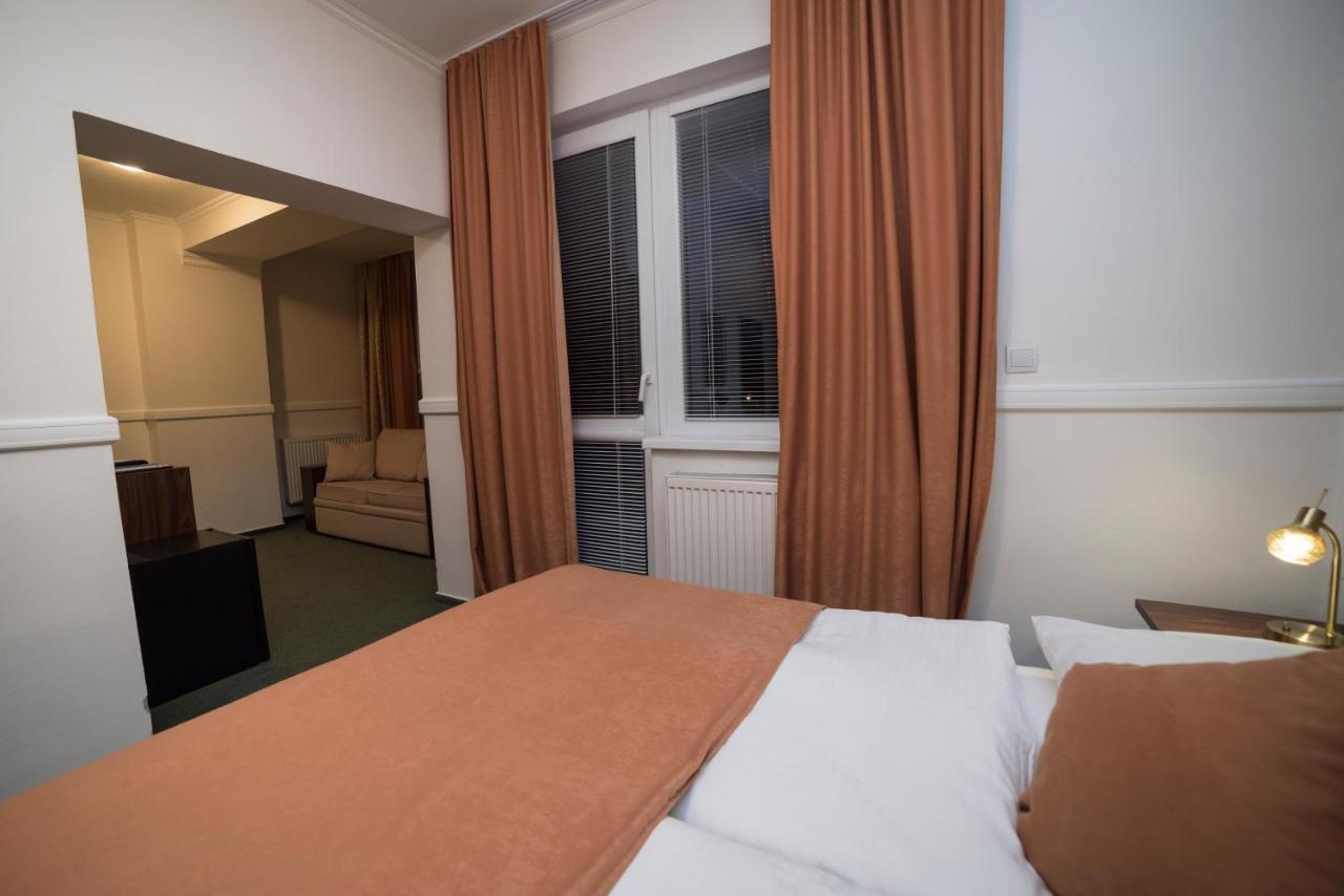 Hotel Alfa Giraltovce Buitenkant foto