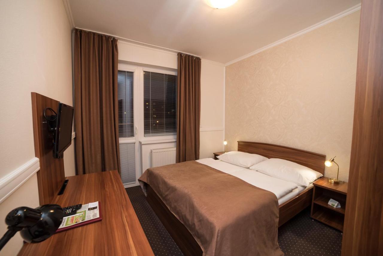 Hotel Alfa Giraltovce Buitenkant foto