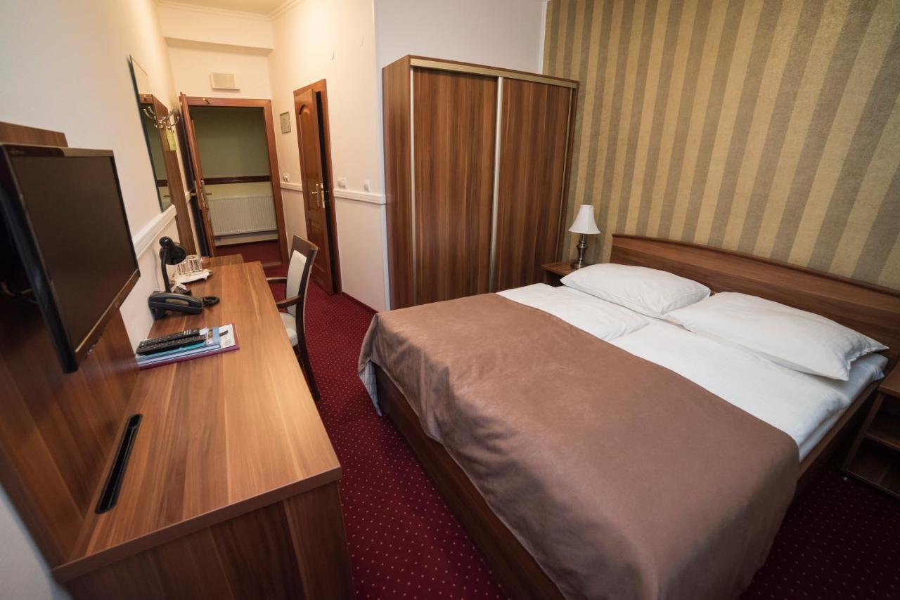Hotel Alfa Giraltovce Buitenkant foto