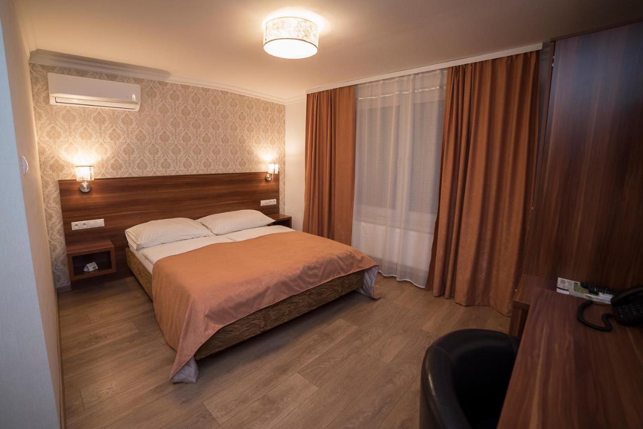 Hotel Alfa Giraltovce Buitenkant foto